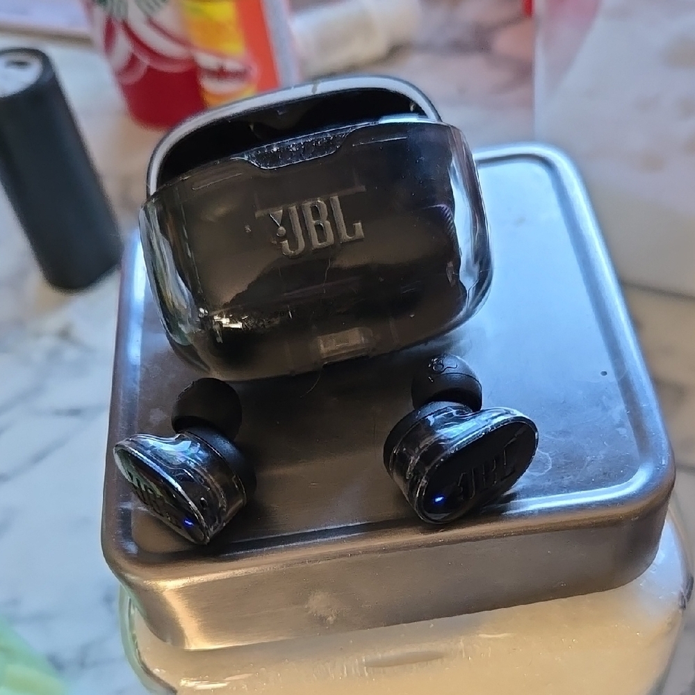 JBL Tune Buds